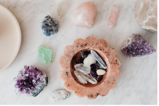 How do crystals help us? - The Energy Emporium