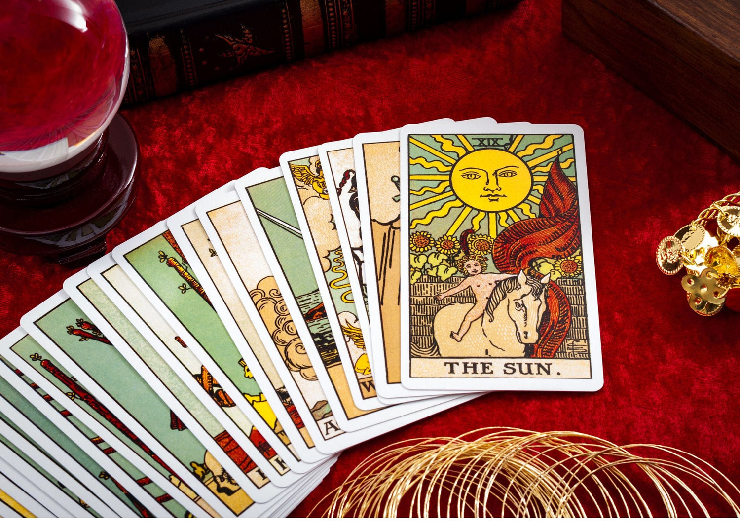 Tarot & Oracle Cards